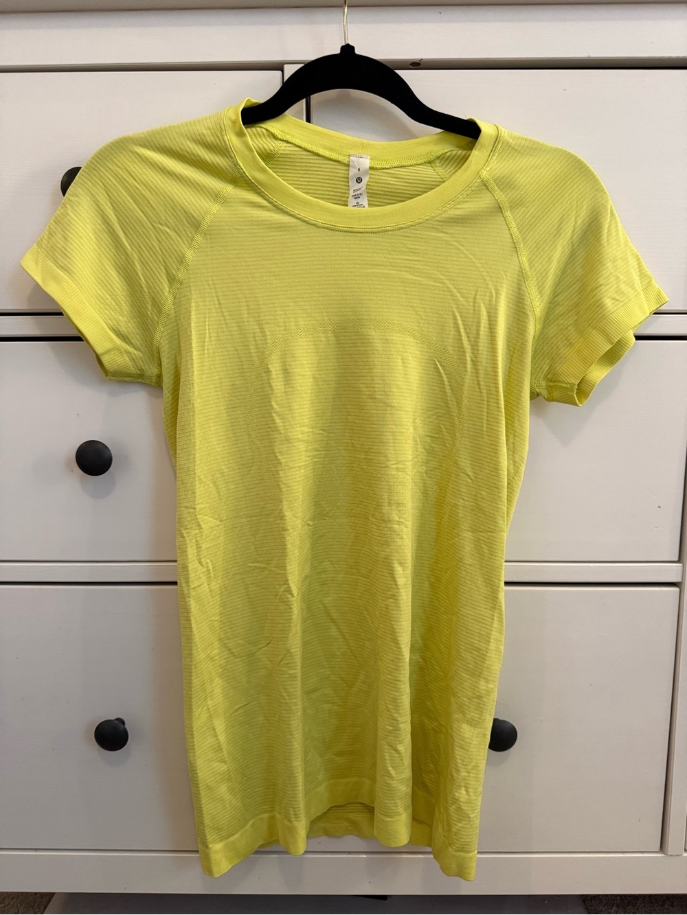 Lululemon Swiftly Tech - Picture 2 of 5